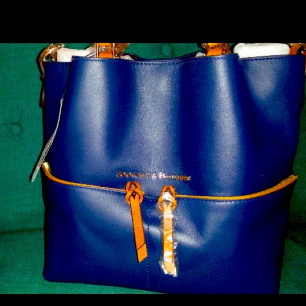 Dooney & bourke midnight blue Dawson purse